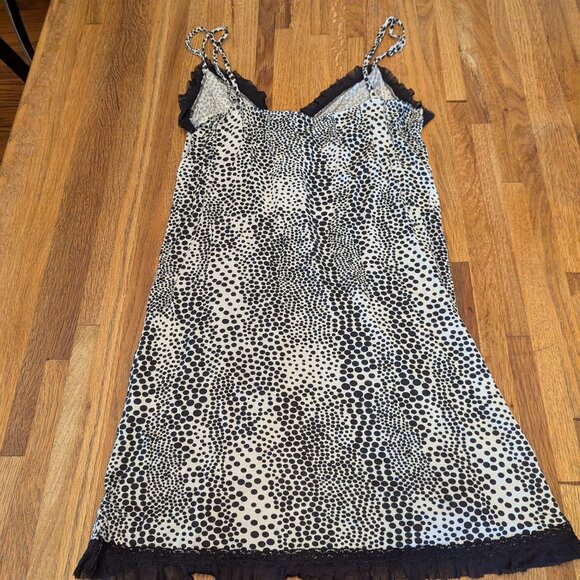 Women's Medium Bamboo Traders Chemise Black and White Animal Print Night Gown - Picture 5 of 7